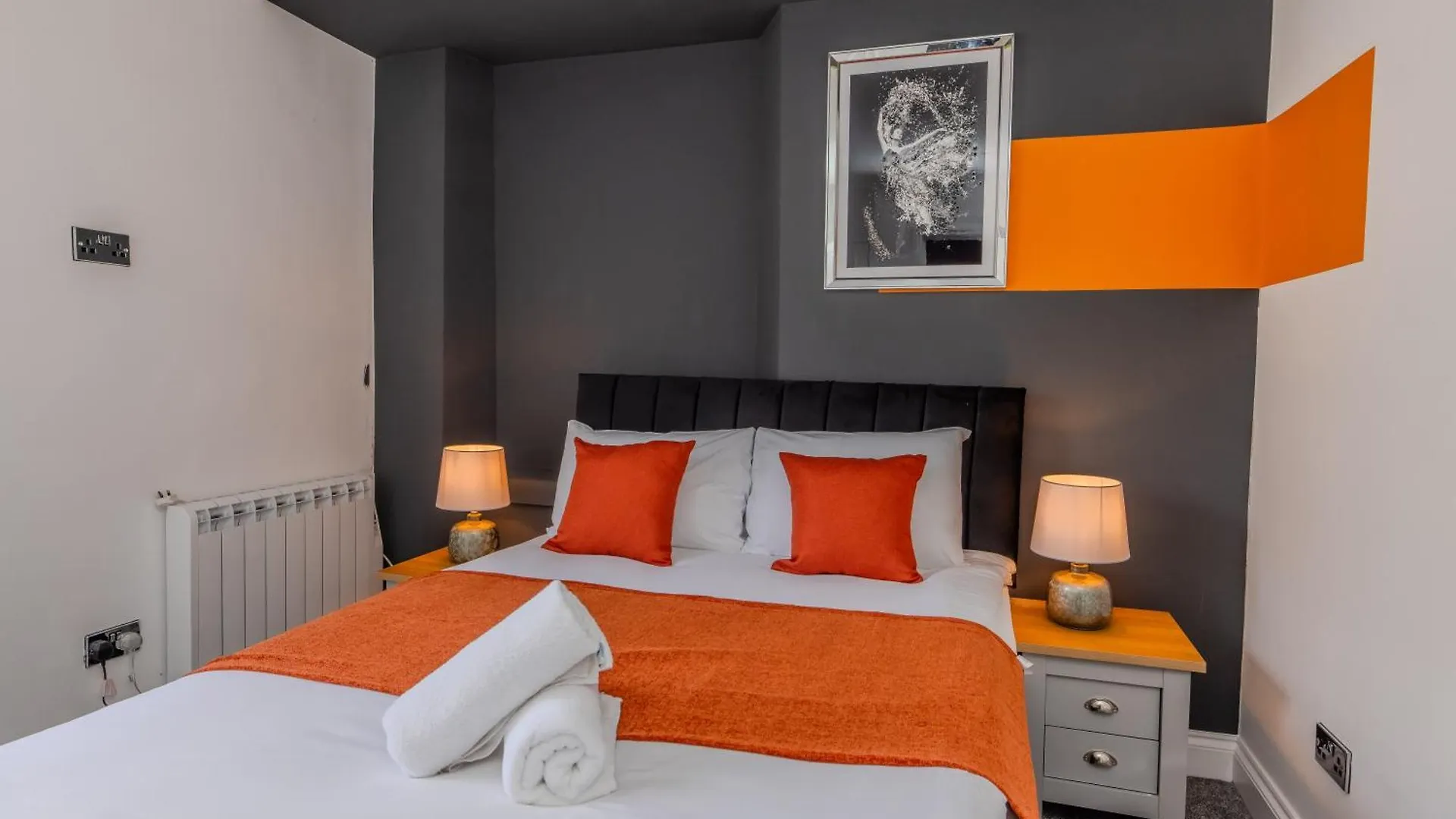Perfect Holiday Apartment I 3 Bedroom I Next To Beach I Sleep 10 브라이턴