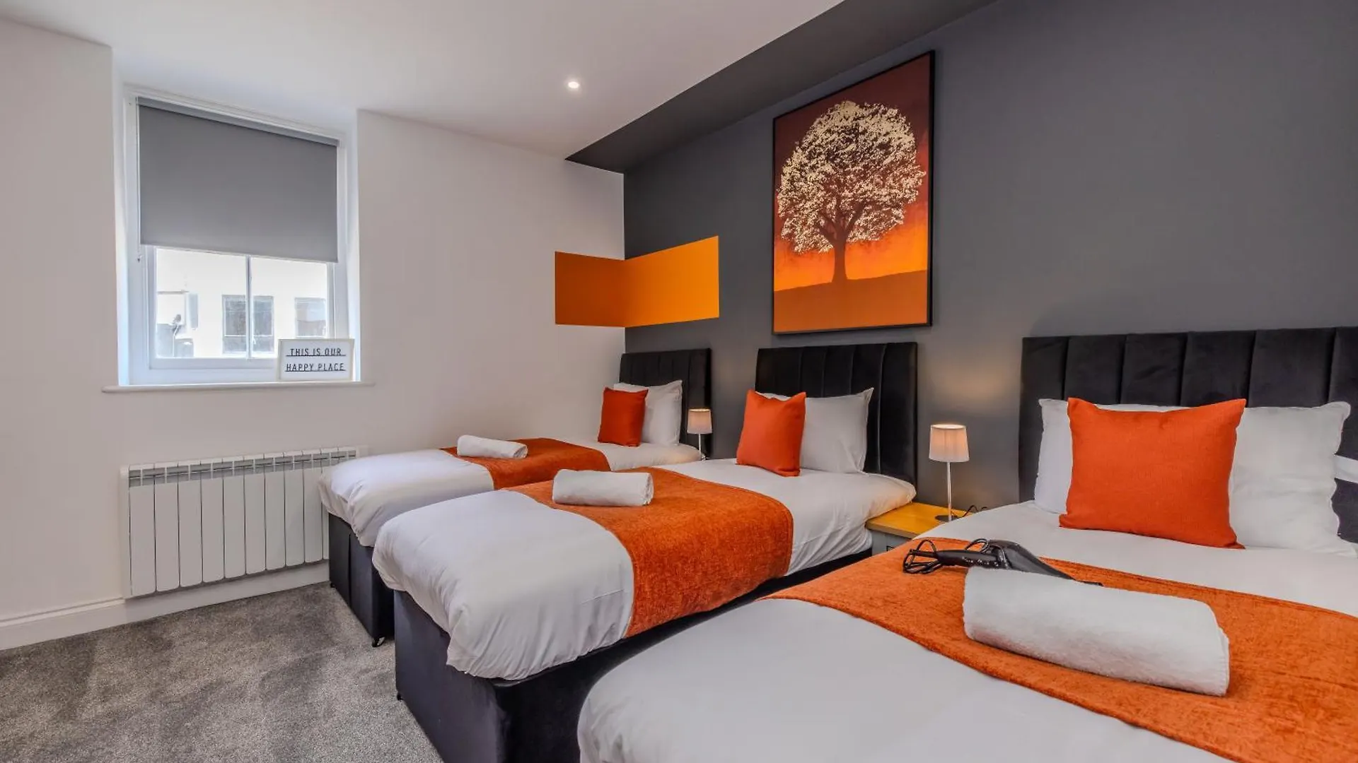 Perfect Holiday Apartment I 3 Bedroom I Next To Beach I Sleep 10 브라이턴 0*,  영국